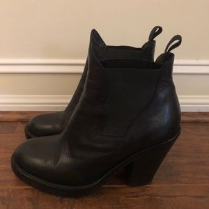 acne studios black star boots